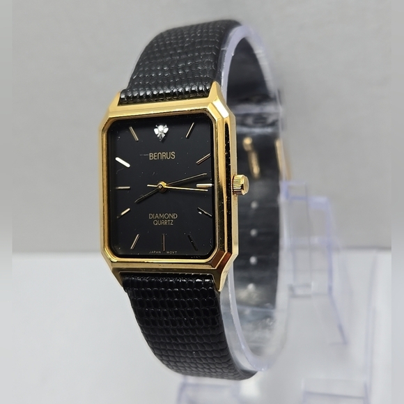 Benrus Diamond Quartz Gold Tone Black Dial Watch New Battery Vintage Leather - Picture 2 of 11